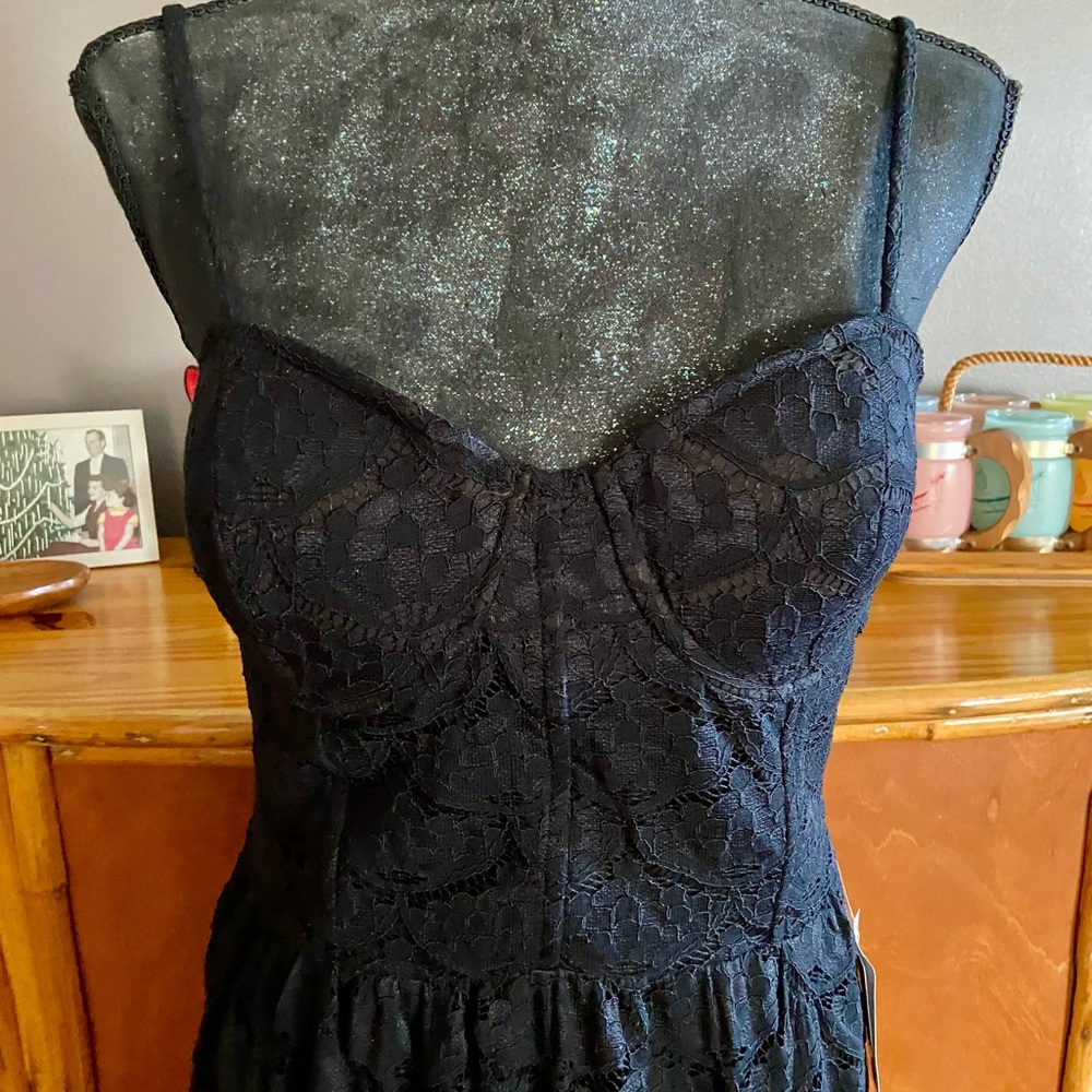 NSR Lace Bustier Midi Dress in Black - Picture 6 of 13
